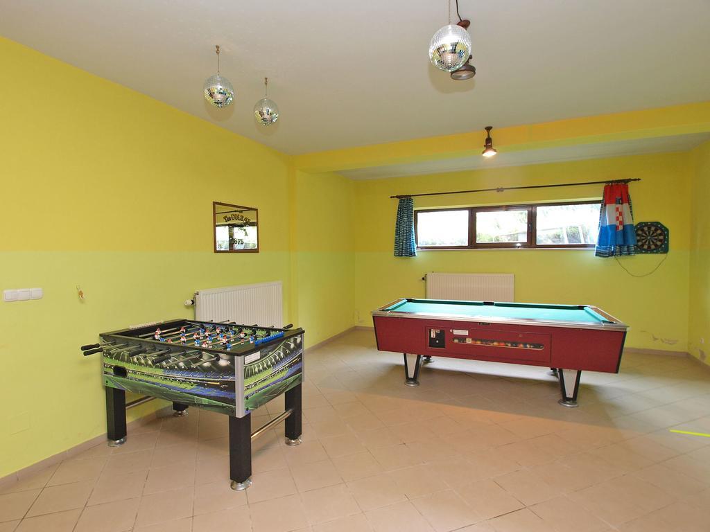 Apartments Denis 19 Fazana Exterior photo