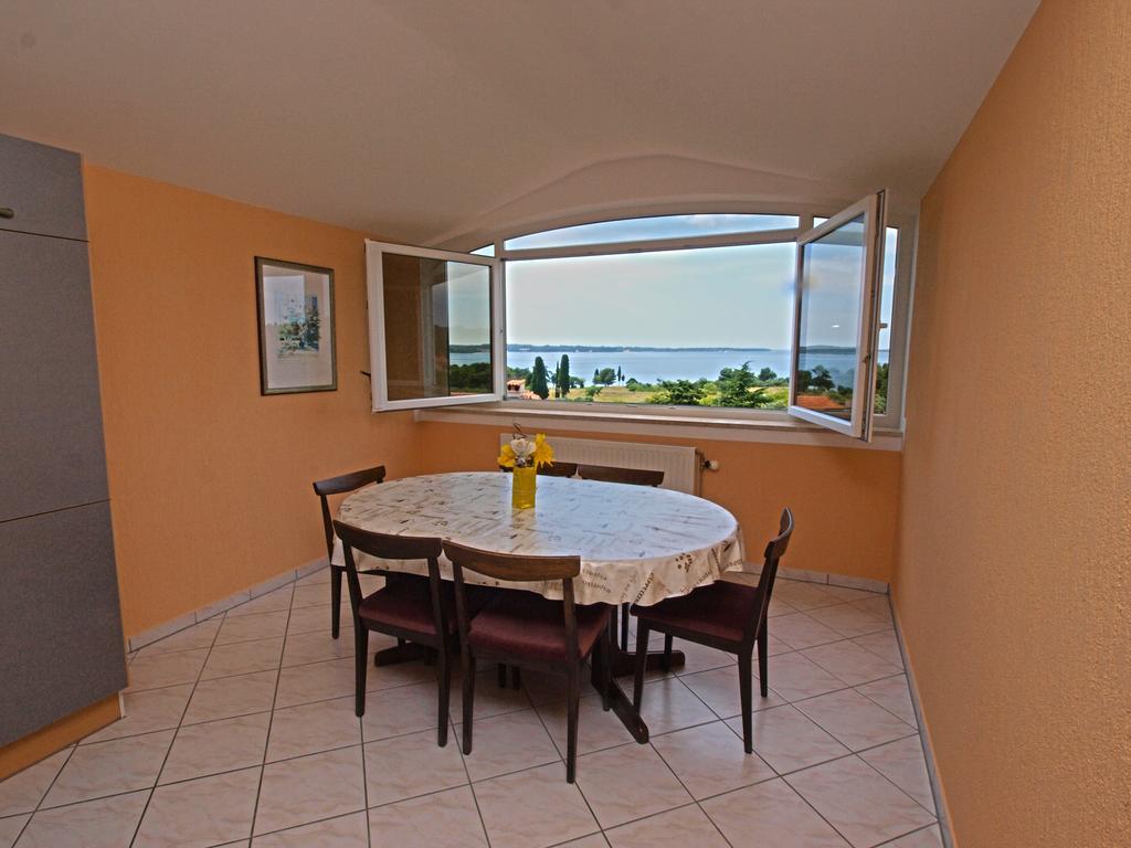 Apartments Denis 19 Fazana Exterior photo